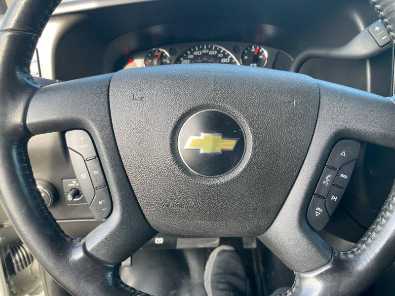 2021 Chevrolet Express 2500