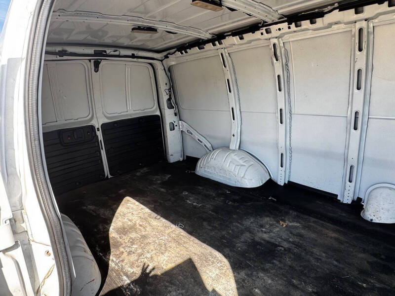 2019 Chevrolet Express 2500
