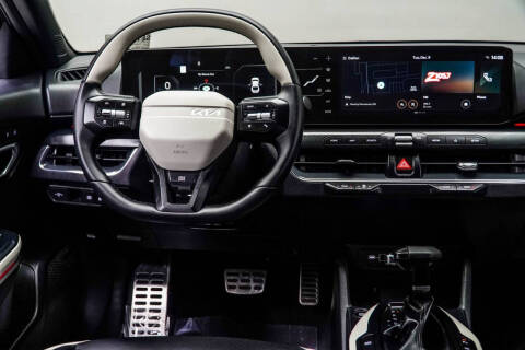 2025 Kia K4 GT-Line Turbo