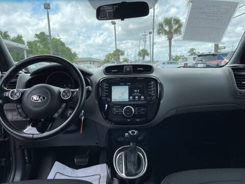 2014 Kia Soul +