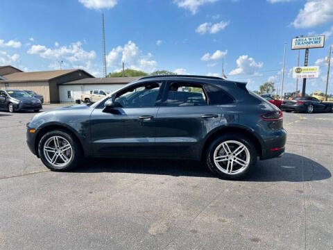 2017 Porsche Macan S