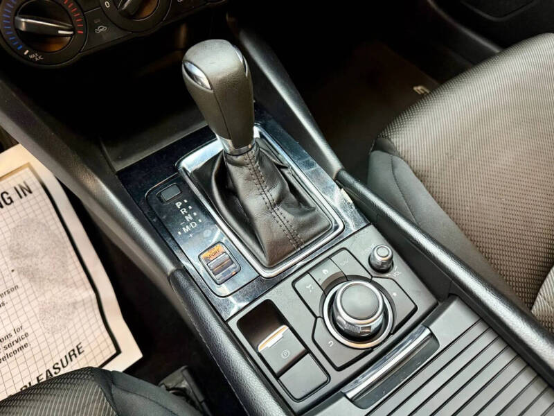 2017 Mazda MAZDA3 Sport