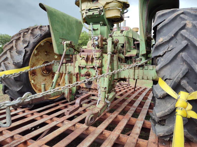 1965 John Deere 2010