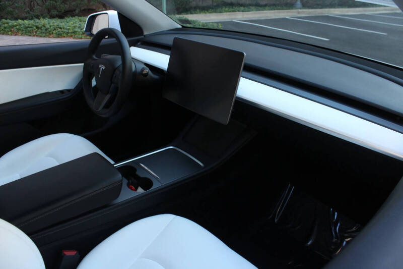 2021 Tesla Model Y Long Range