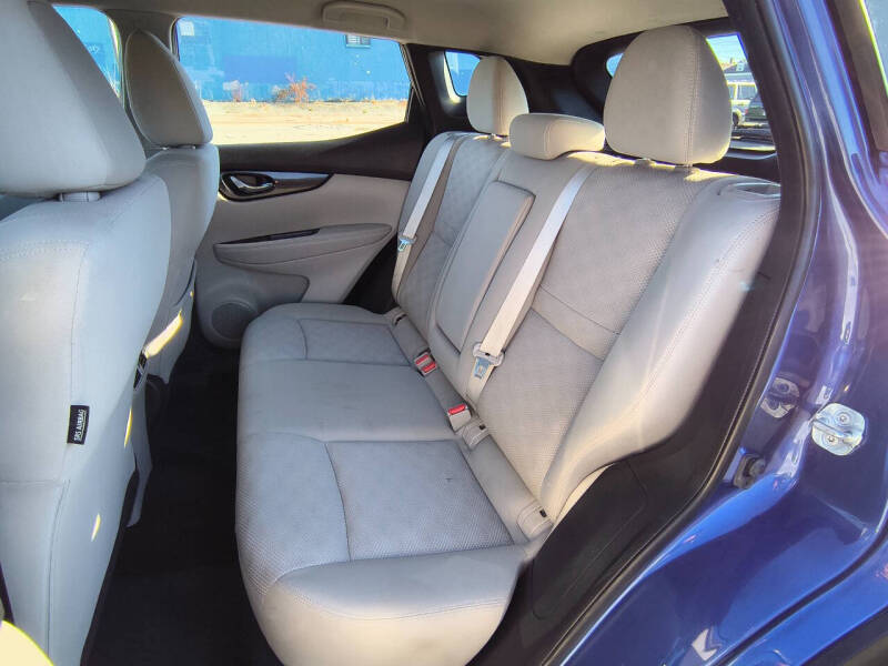 2018 Nissan Rogue Sport SV