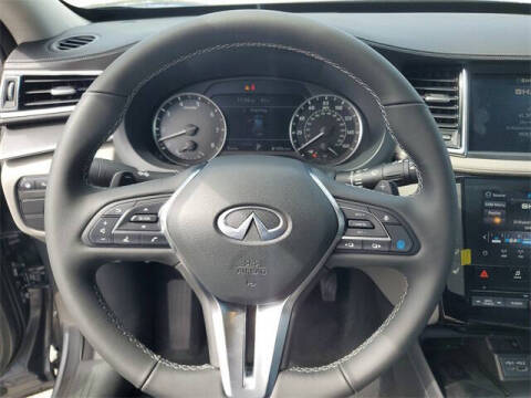 2025 Infiniti QX50 Luxe