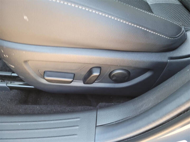 2025 Mazda CX-50 2.5 S Preferred