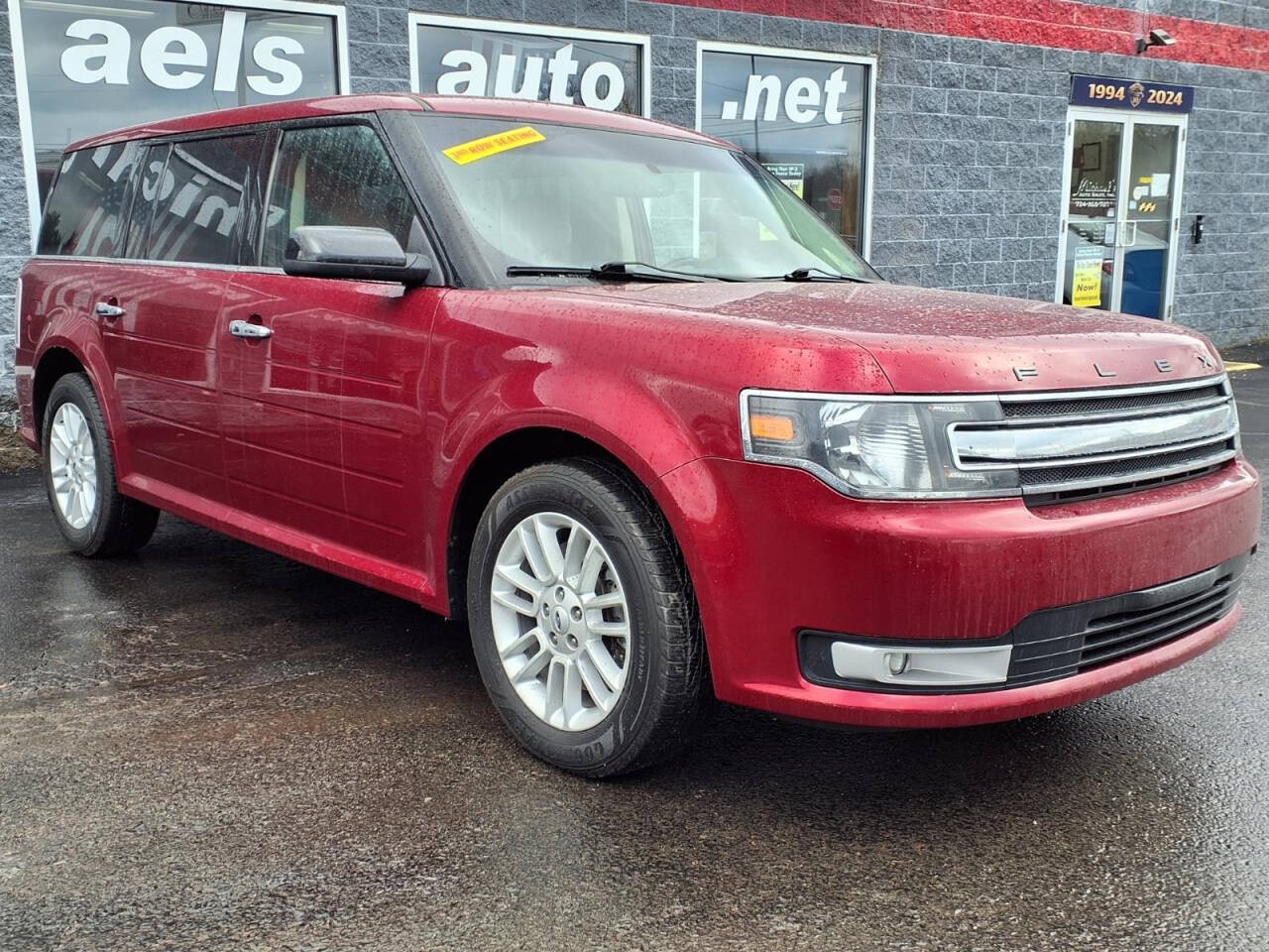 Red 2017 Ford Flex SEL SEL 4dr Crossover 2