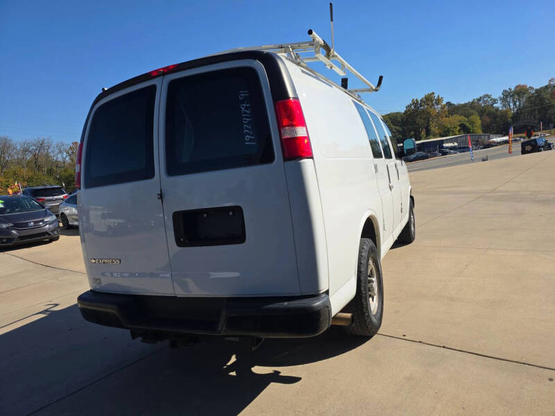 2019 Chevrolet Express 2500