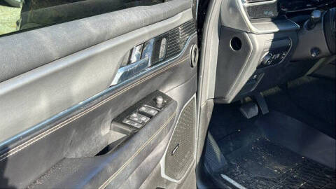 2023 Jeep Wagoneer Carbide