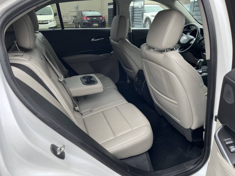 2019 Cadillac XT4 Premium Luxury
