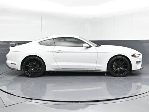 2020 Ford Mustang EcoBoost