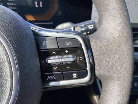 2026 Kia Carnival LX