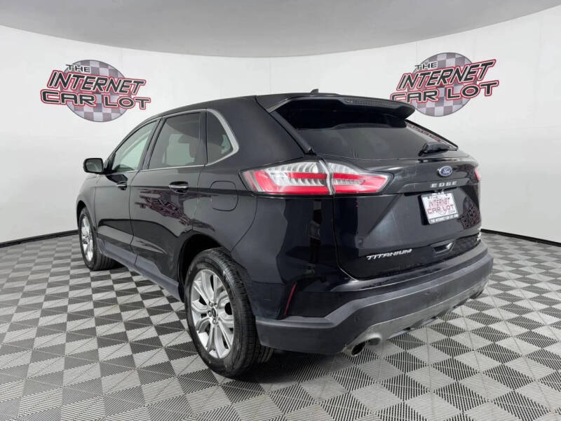 2023 Ford Edge Titanium