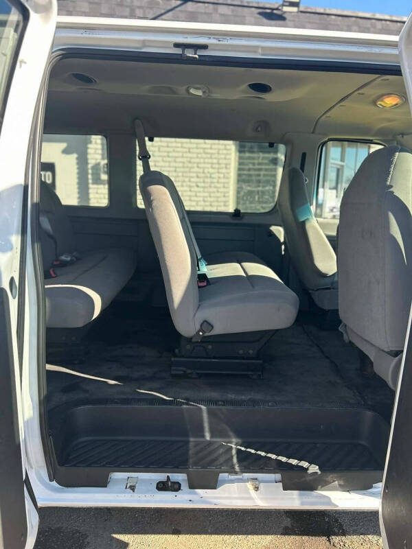 2008 Ford E-Series E-350 SD XL