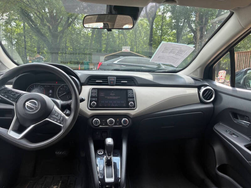 2021 Nissan Versa SV