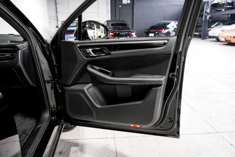 2024 Porsche Macan
