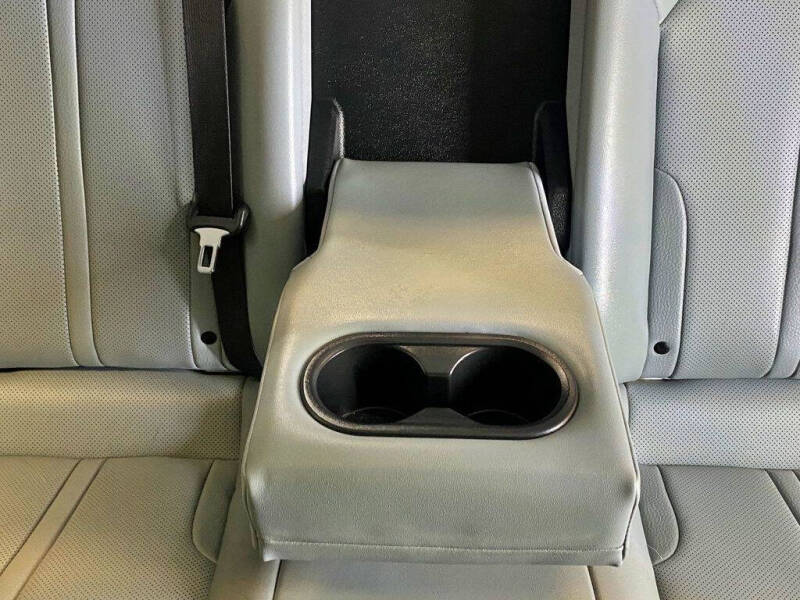 2022 Kia K5 EX