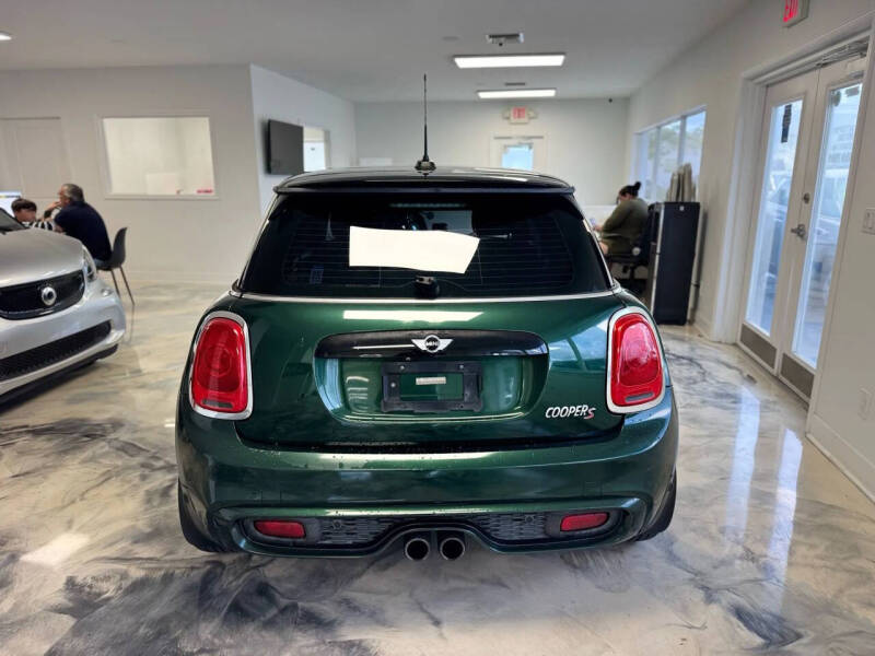 2016 MINI Hardtop 2 Door Cooper S