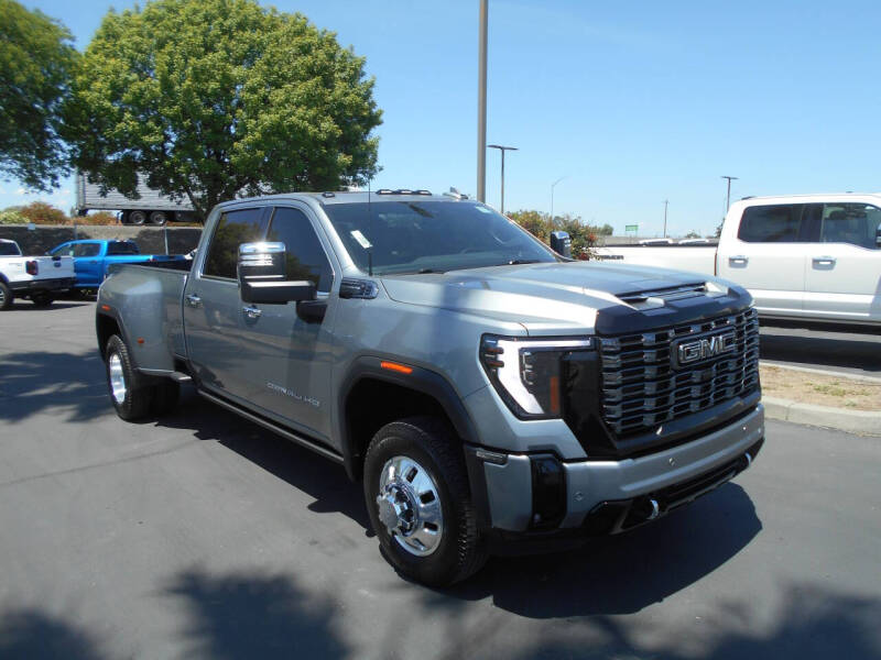 2025 GMC Sierra 3500HD