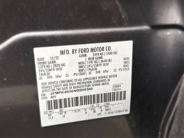 2022 Ford Edge Titanium