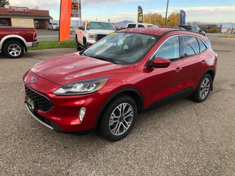 2020 Ford Escape SEL