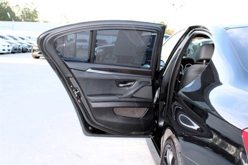 2014 BMW 5 Series 550i