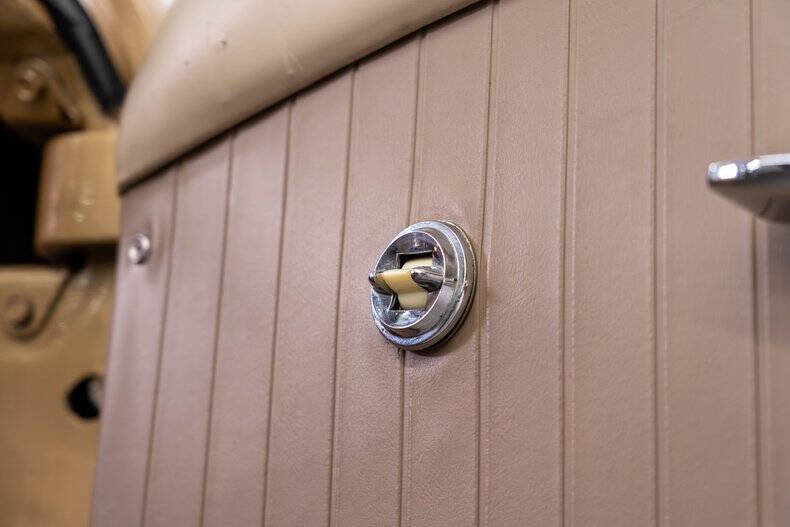 1964 Studebaker Avanti