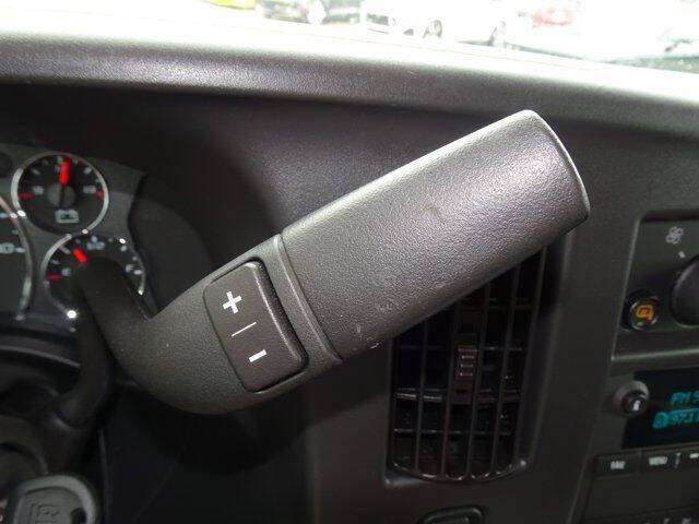 2024 Chevrolet Express 2500