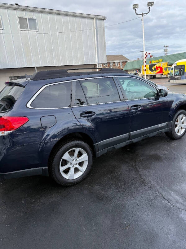 2013 Subaru Outback 2.5i Limited