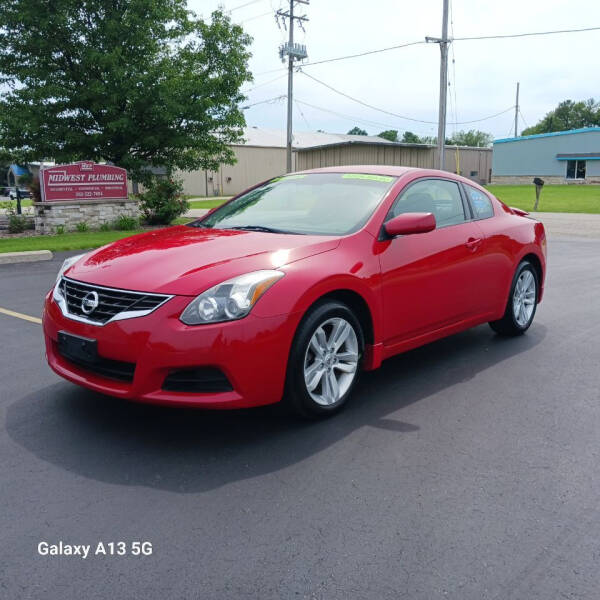 2010 Nissan Altima for sale at Ideal Auto Sales, Inc. in Waukesha WI