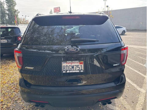 2018 Ford Explorer Sport