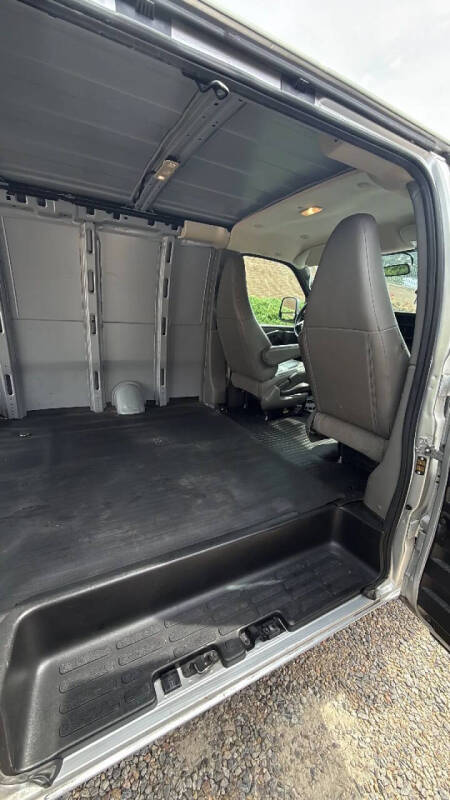 2018 Chevrolet Express 2500
