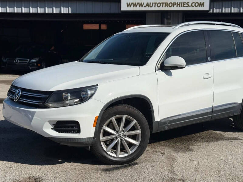 2017 Volkswagen Tiguan 2.0T Wolfsburg Edition