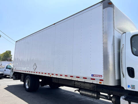 2017 Freightliner M2 106