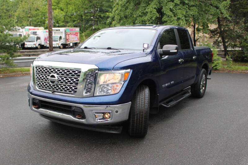 2018 Nissan Titan SV