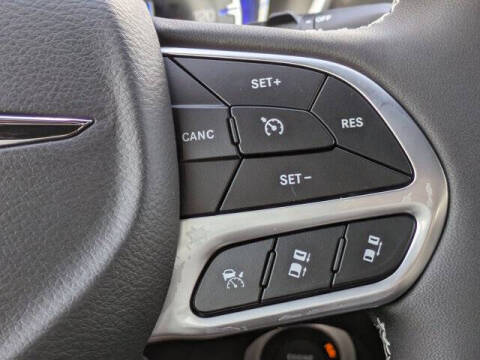 2026 Chrysler Voyager LX