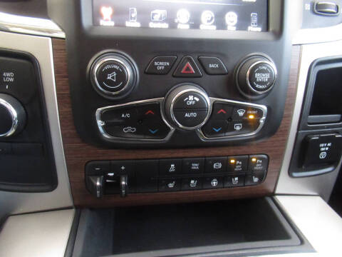 2016 RAM 3500 Laramie