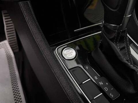 2018 Volkswagen Passat V6 GT