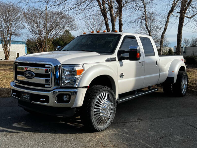 2015 Ford F-450 Super Duty XL photo 3