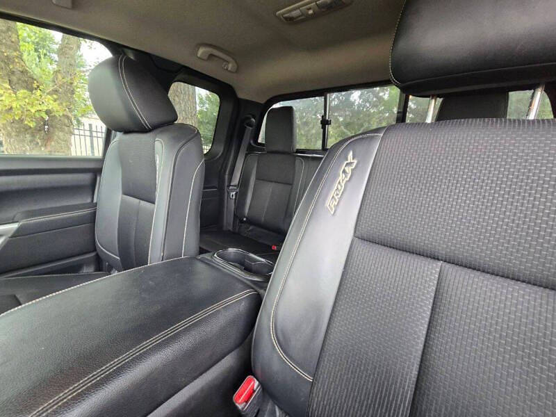 2017 Nissan Titan PRO-4X