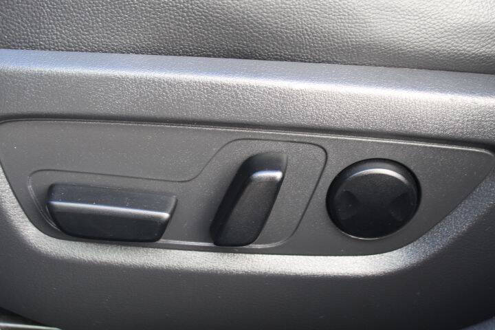 2024 Mazda CX-50 2.5 S Preferred