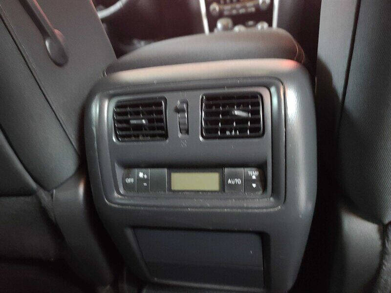 2017 Nissan Pathfinder SV