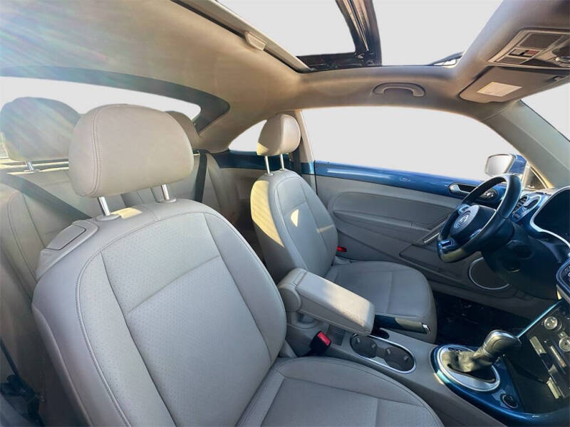 2019 Volkswagen Beetle 2.0T SE