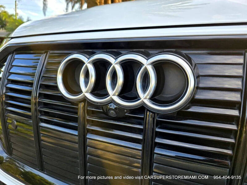 2021 Audi e-tron quattro Premium