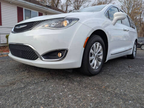 2018 Chrysler Pacifica Touring L