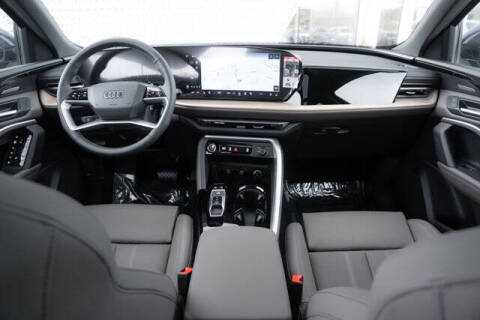 2025 Audi Q5 quattro Premium Plus TFSI