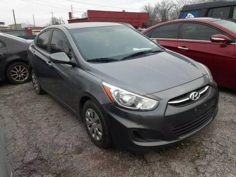 2015 Hyundai Accent for sale at DRIVE-RITE in Saint Charles MO