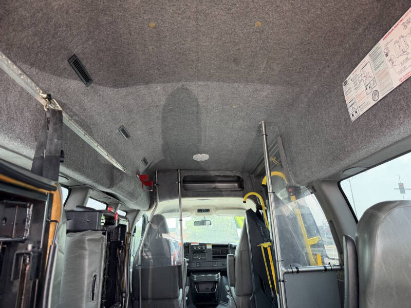 2017 Chevrolet Express LS 3500