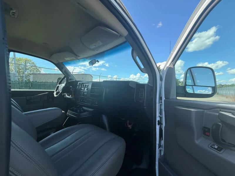 2016 Chevrolet Express 2500